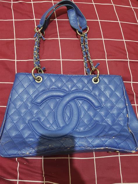 tas chanel biru